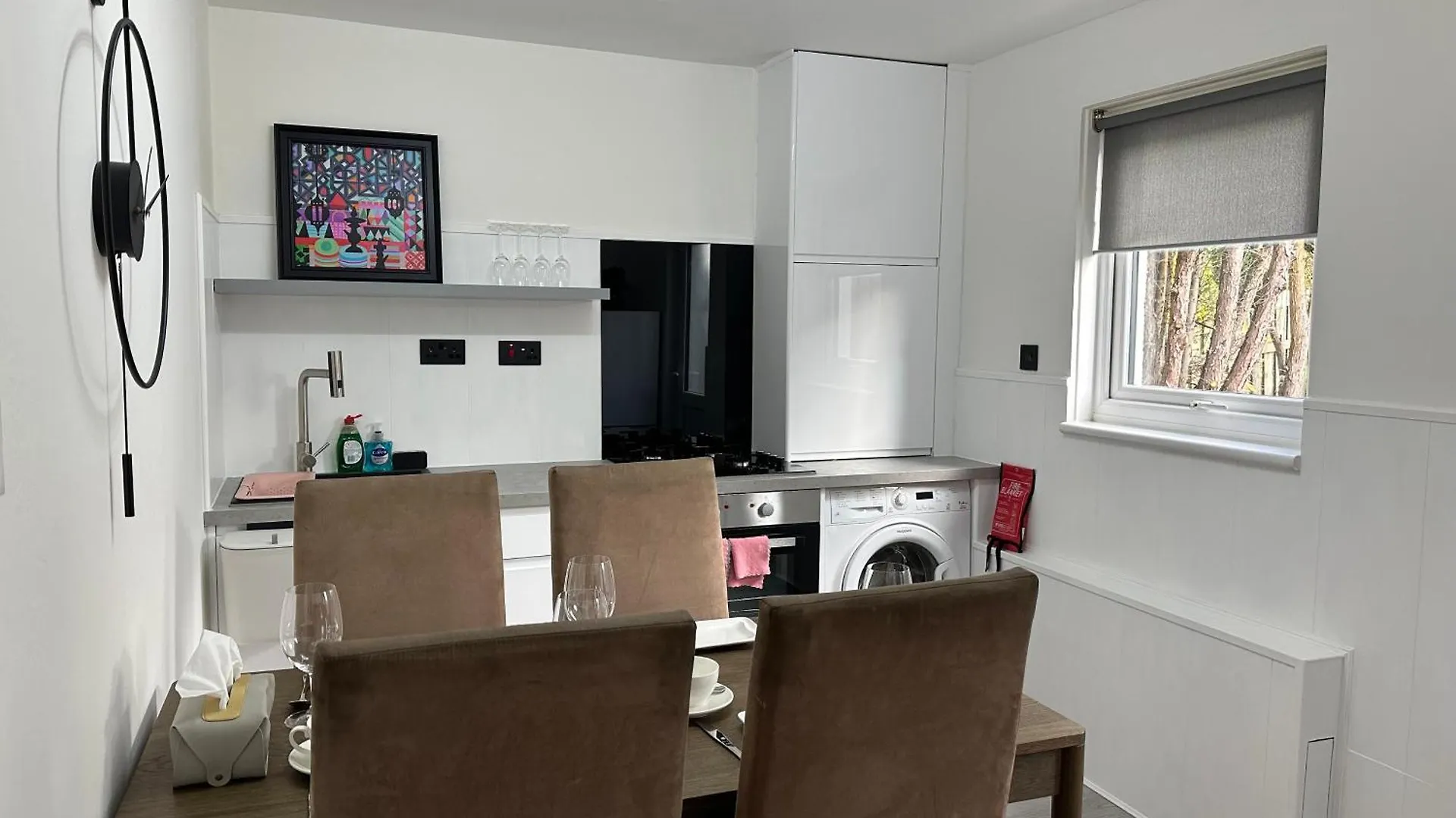 Cozy 2 Bedrooms With Private Parking Space And Garden Edinburgh Apartmán