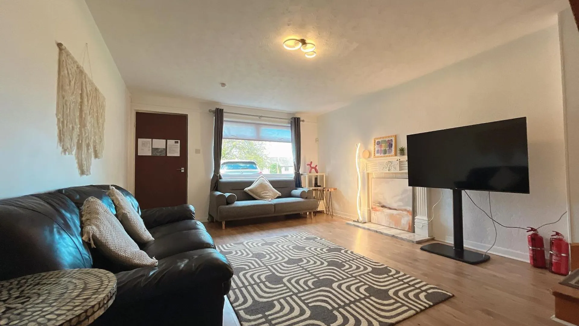 Cozy 2 Bedrooms With Private Parking Space And Garden Edinburgh Apartmán
